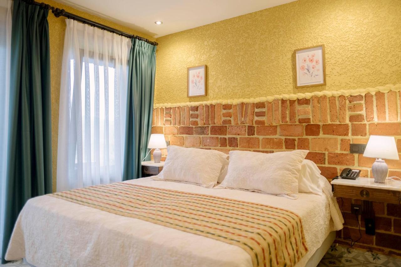 Hotel Cerro La Nina Beceña Extérieur photo